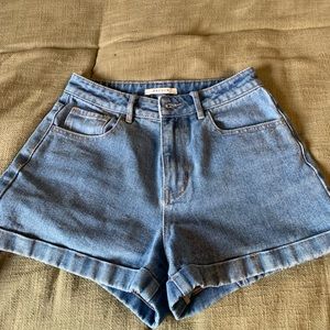 pacsun mom short!!